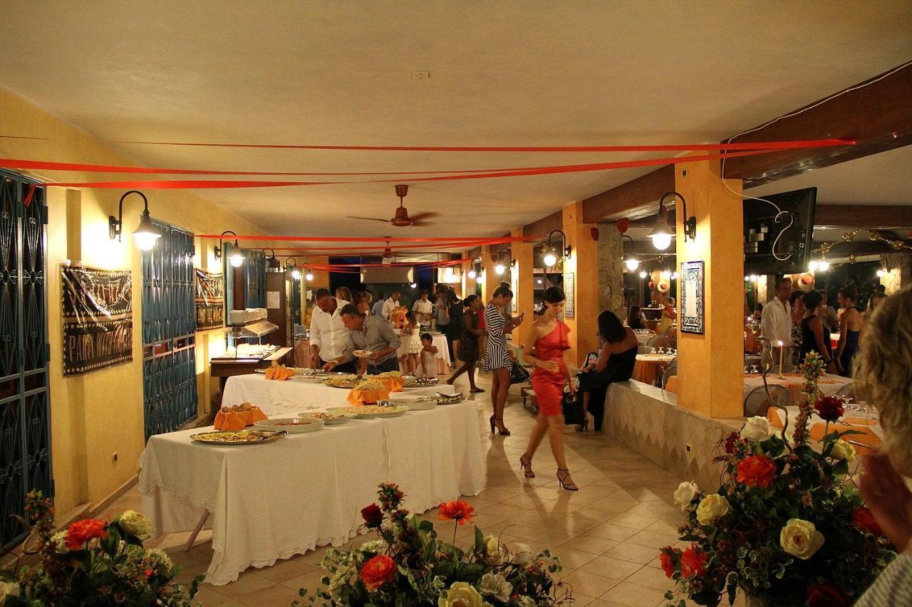 Villaggio Piscina Rei Monte Nai Ngoại thất bức ảnh