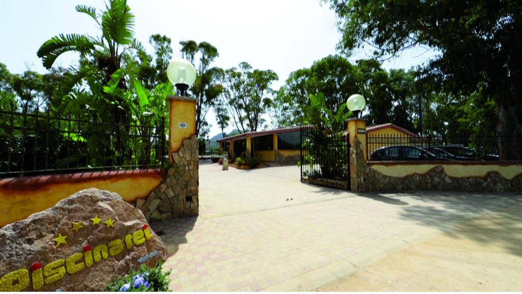 Villaggio Piscina Rei Monte Nai Ngoại thất bức ảnh