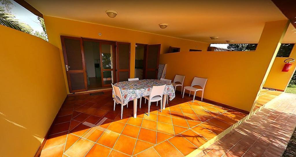 Villaggio Piscina Rei Monte Nai Ngoại thất bức ảnh